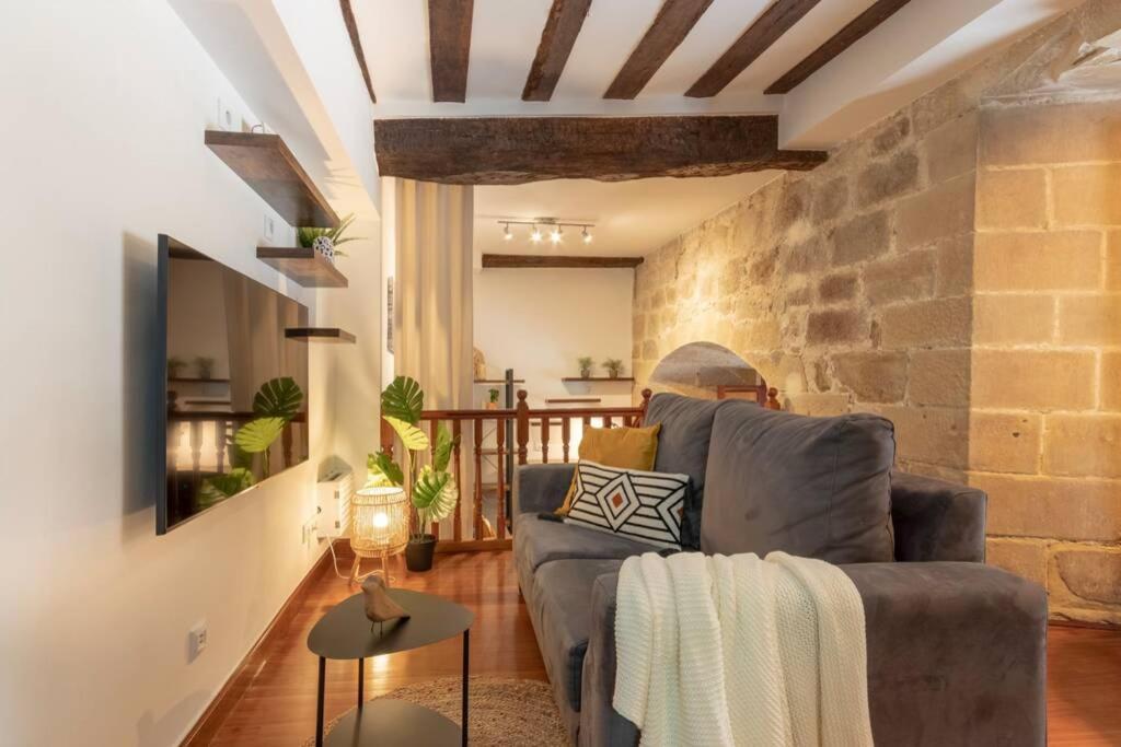 Precioso Apartamento En Antiguo Palacio Bilbao Kültér fotó